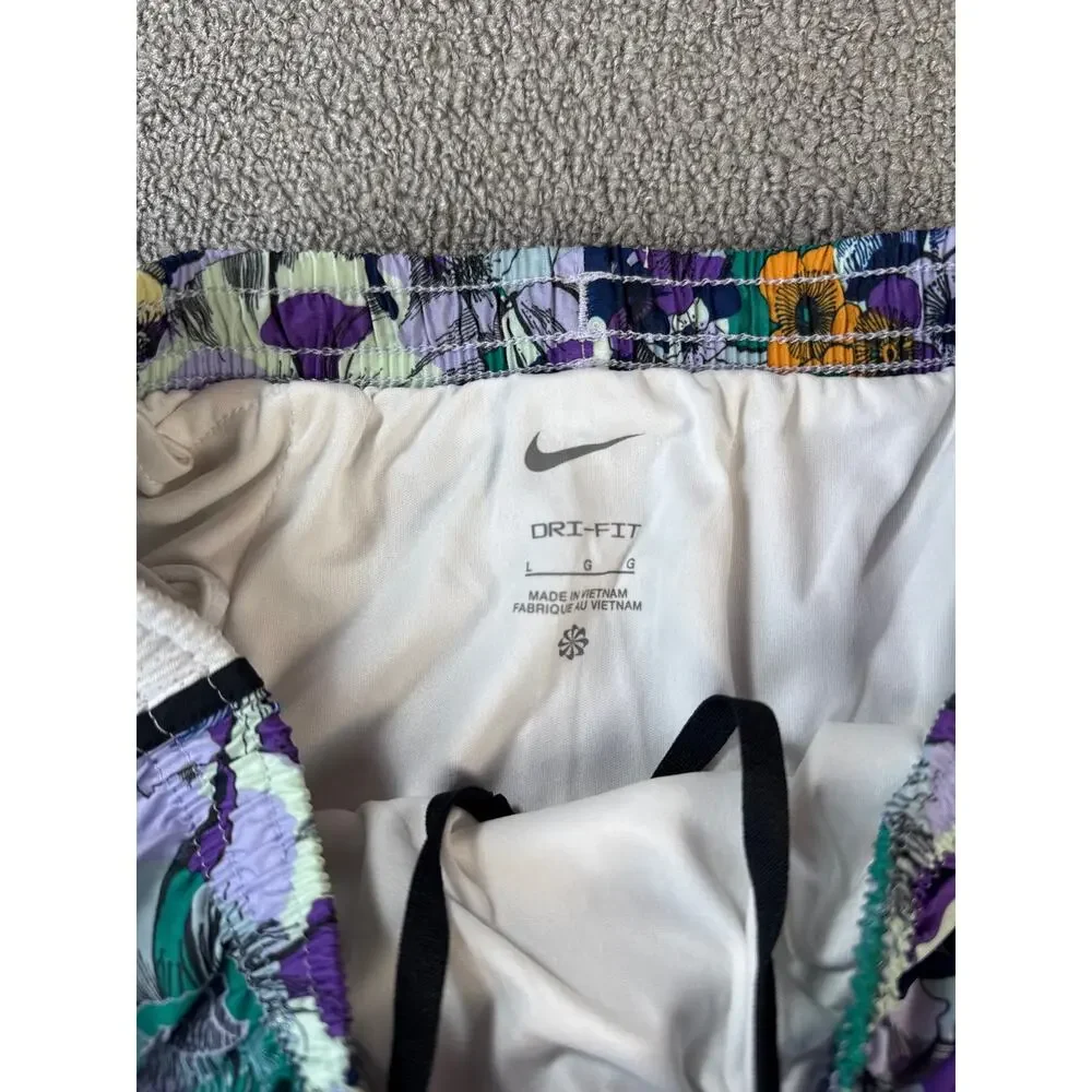Nike Dri Fit Active Shorts‎ Youth Large Tempo Purple Floral Print Gym Running